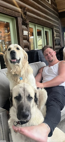 OK-9 Corral Bed & Biscuits